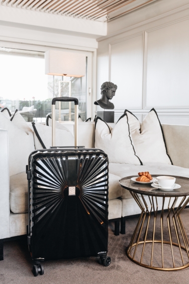 Kuffert Printisso Starlight - Mellem Rich Black